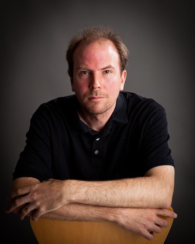 Portrait de Mark Lawrence