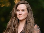 Portrait de Rebecca Ross